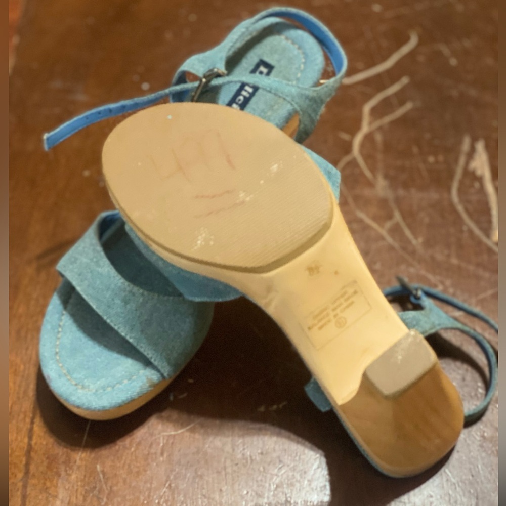 Delicious Women's denim wood Heeled Sandals - Picture 4 of 4
